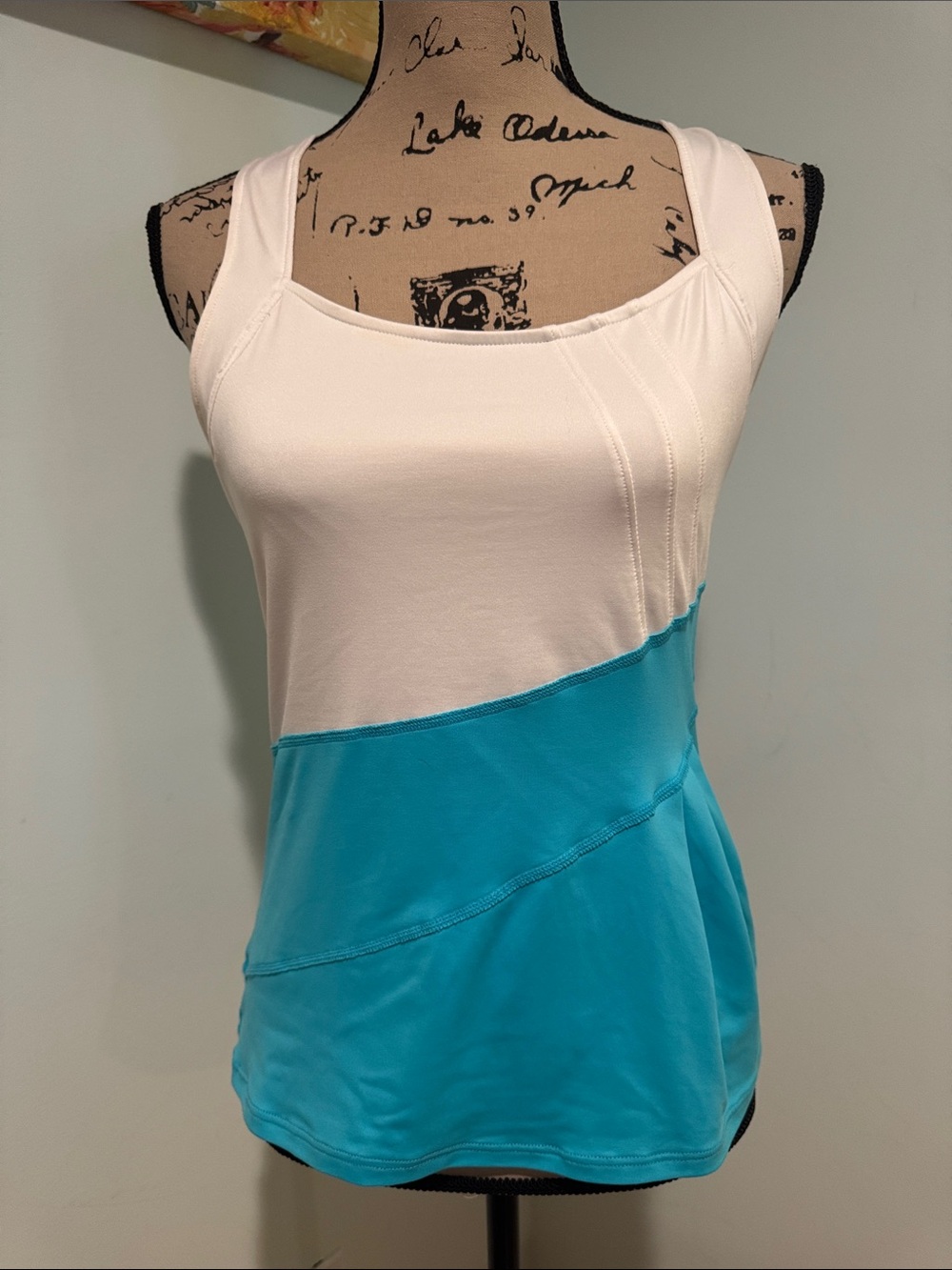 Pure Lima Tennis 🎾 White and Turquoise Women’s Colorblock Tank Top size medium